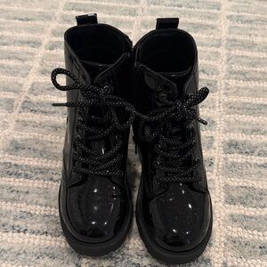 Old Navy Black Patent Glitter Lace-Up Kids Boots